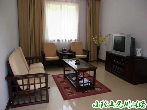 �ͷ����׷���